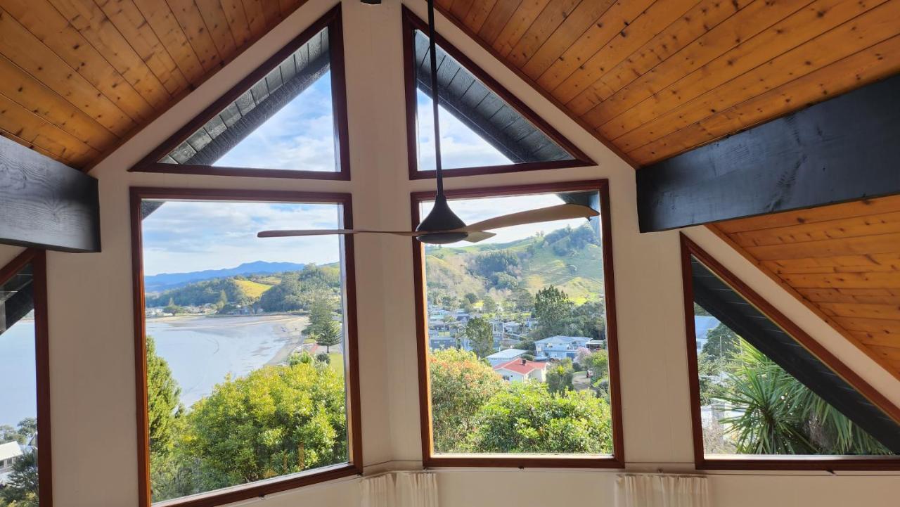 The Black Chalet Уитианга Екстериор снимка
