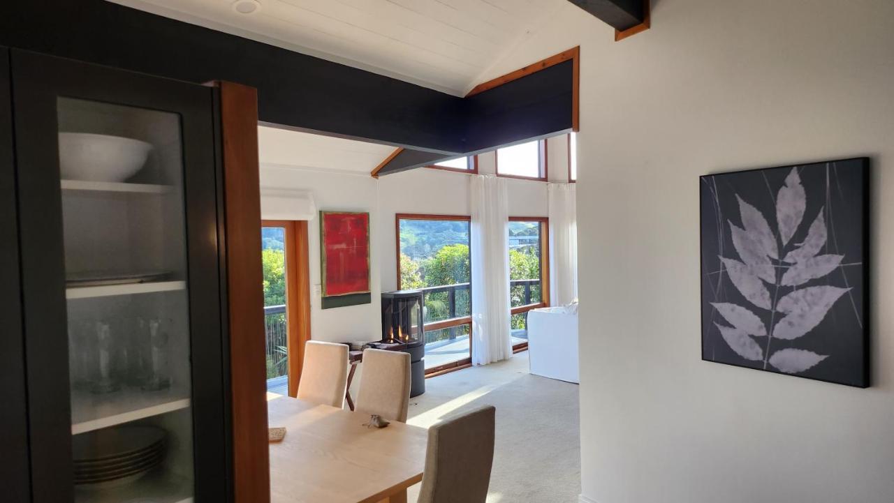 The Black Chalet Уитианга Екстериор снимка
